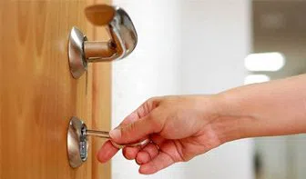 Metro Master Locksmith Jamaica Plain, MA 617-466-3735 - 13-Re-Key-Locks
